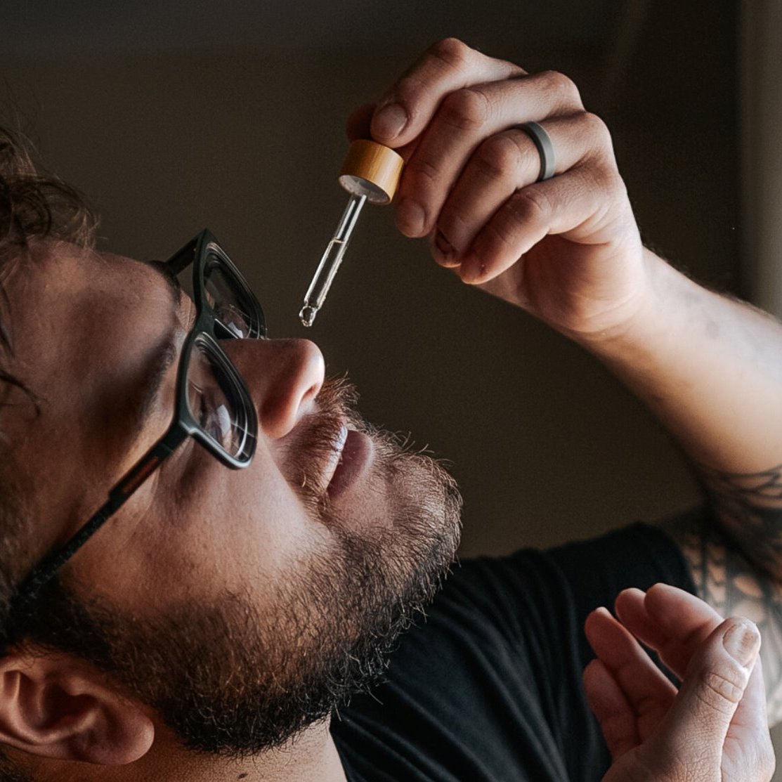 Mens Essential Oil - Revitalising Kakadu Plum + Prickly Pear-2